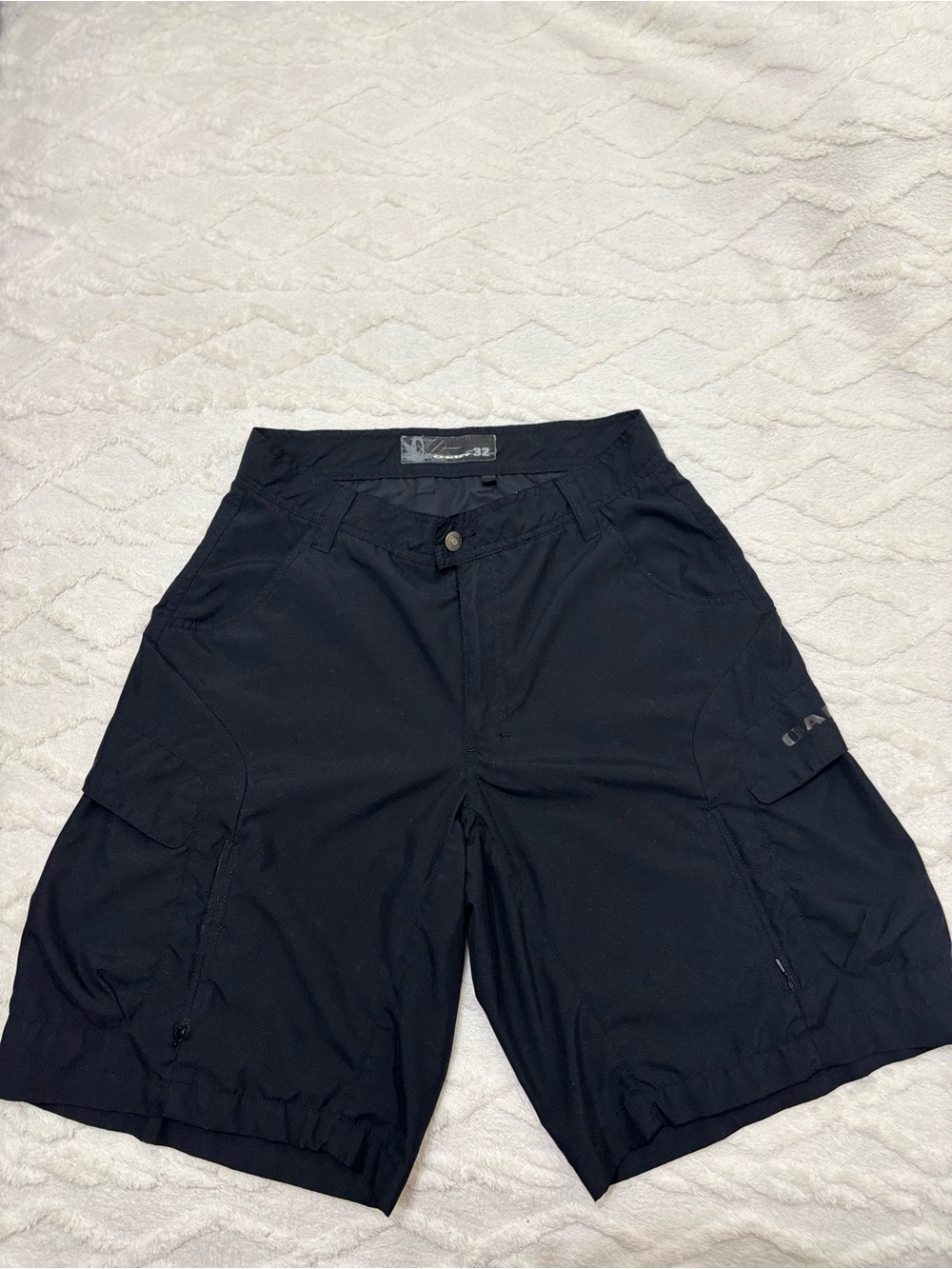 Oakley Men's Black Cargo Shorts with Side Pockets